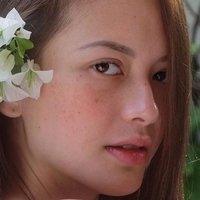Еллен Адарна Оголені