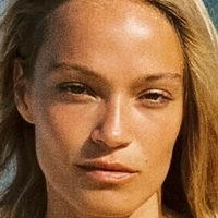 Емма Фурман Відаль Оголені