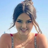 Енка Хахія Оголені