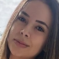 Естер Ана Батіста Оголені