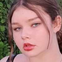 Evvoxi Оголені