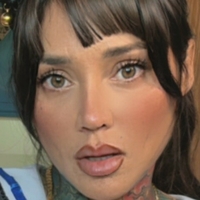 Фернандіта Оголені