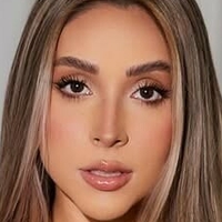 Фіо Кесс Оголені