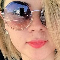 Габріела Еспіноза де Лос Монтерос Оголені