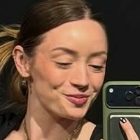 Джорджія Деніелс Оголені