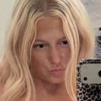 Гейлі Кіз Оголені