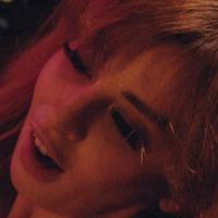 Гарлі Сінн Оголені