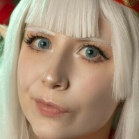 Хатіко Оголені