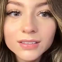 ГавайХейліВІП Оголені