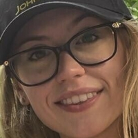 Хейзел Маршалл Оголені