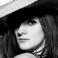 Хелена Гоес Оголені