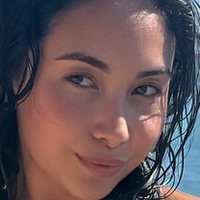 Хеллохілларі Оголені