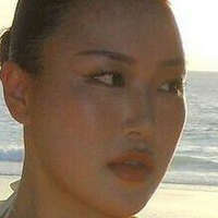 Геннісан Оголені