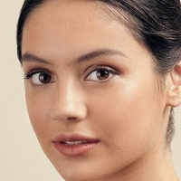 Інді Льюїс Оголені