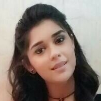 Іша Сінгх Оголені