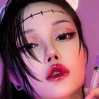 Айві Файксвей Оголені