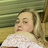 ДжусіКорннн Оголені