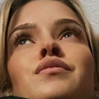 Юстина Пралина Оголені