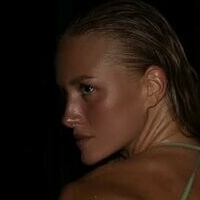 Каріна Валешна Оголені