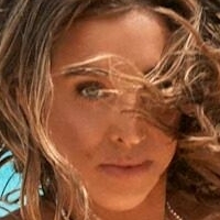 Кеті Сі Оголені