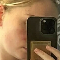 Кейлі Ленгрідж Оголені