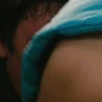 Келсі Асбіл Чоу Оголені