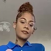 Кенні Хо Оголені