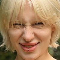 Крістіна Мурр Оголені