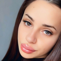 латинмодель Оголені