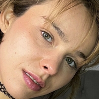 Лаура Хегевальд Оголені