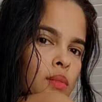 Лаура Сантос Оголені