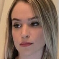 Лаура Марі Оголені