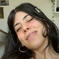 Леонела Імман Оголені