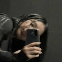 Леслі Мартінес Оголені