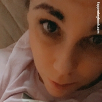 лівплізер89 Оголені