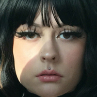 лолаксміна Оголені