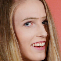 Ловелі Лейсі Оголені