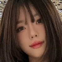 ловксена Оголені