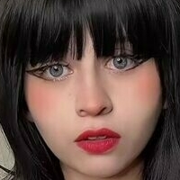 Люлі Макима Оголені