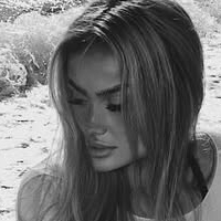 Луна Рабея Оголені