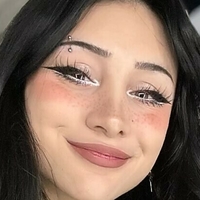 маарлееа Оголені