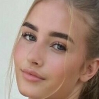 Маккензі Гарт Оголені