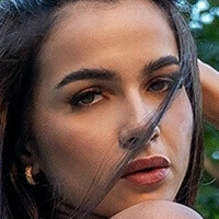 Мадух Андраде Оголені