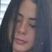 Мае Фітт Оголені