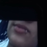 Майте Шей Оголені