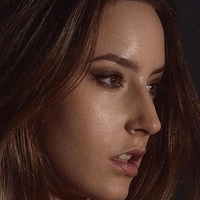 Маріелла Мішке Оголені