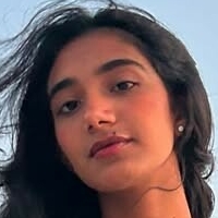 мая.рена Оголені