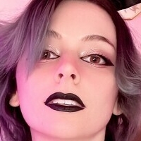 Мейвіс Аліс Оголені