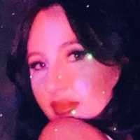 Меган Ніколь Оголені