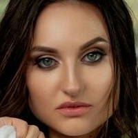 Мелані Павлова Оголені